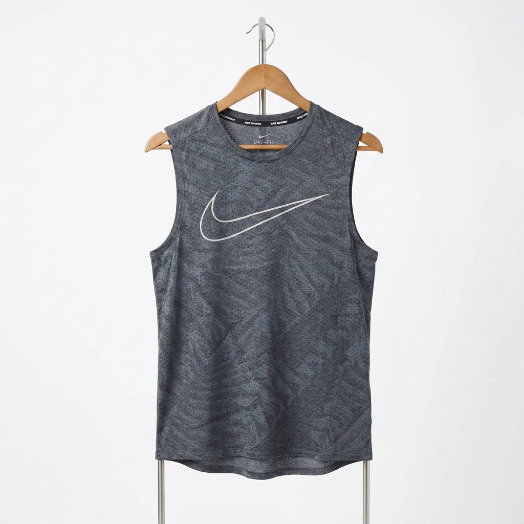 Nike - T-Shirt – Dark Gray – Size M