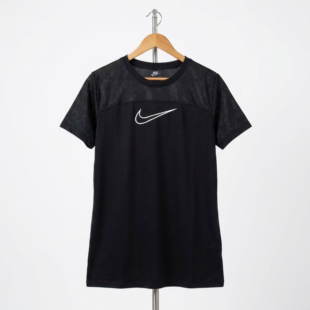 Nike - T-Shirt – Black – XL